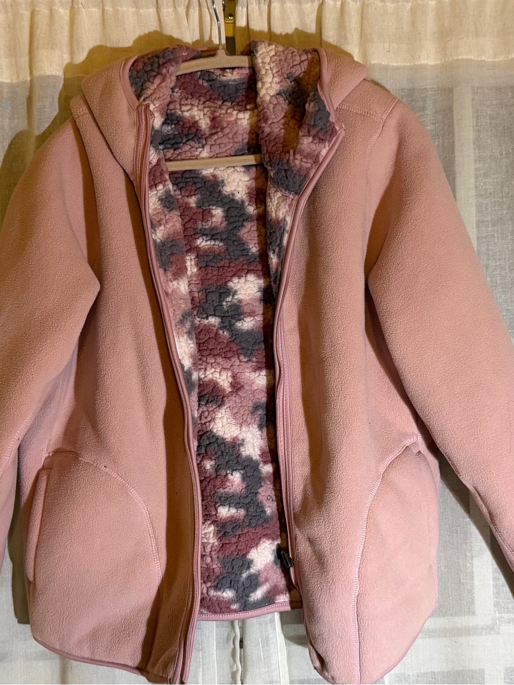Women's Pink Fleece-Lined Hooded Jacket